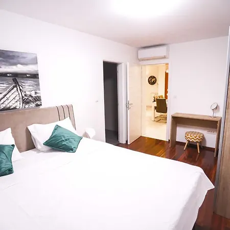 Apartment Castelli, 5 Stars *