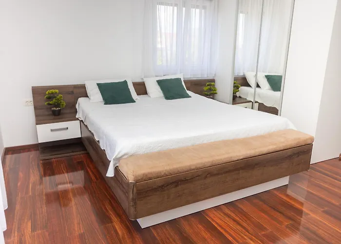 Apartment Castelli, Family House With Private Pool